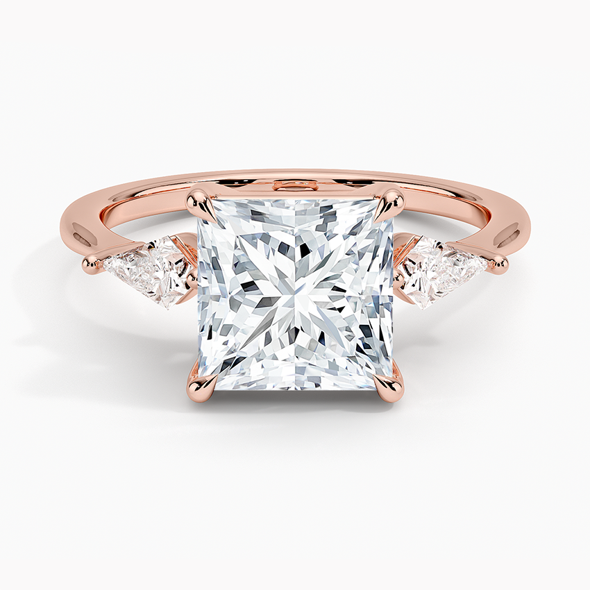 Luxe Cometa Three Stone Diamond Engagement Ring