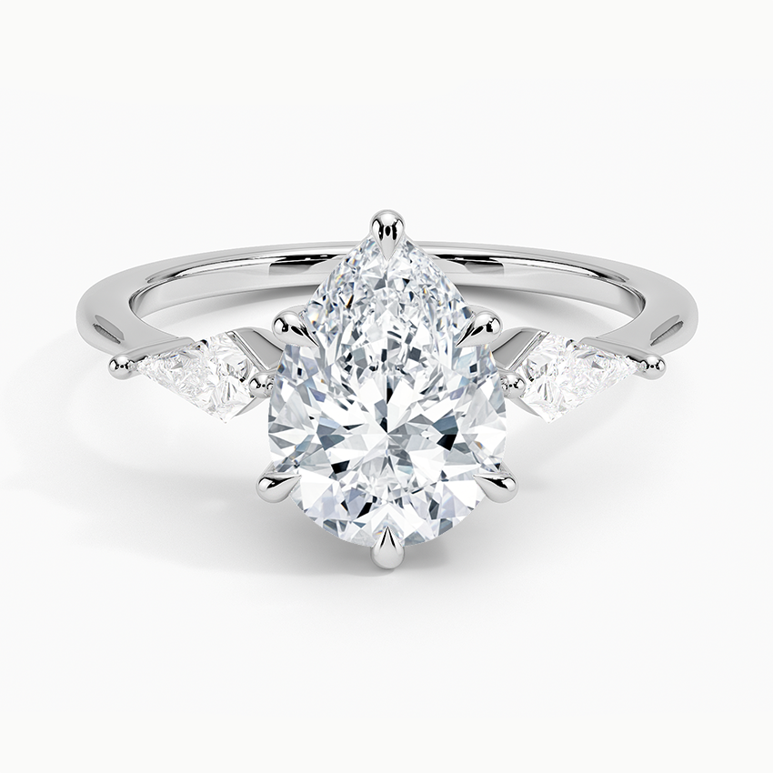 Luxe Cometa Three Stone Diamond Engagement Ring