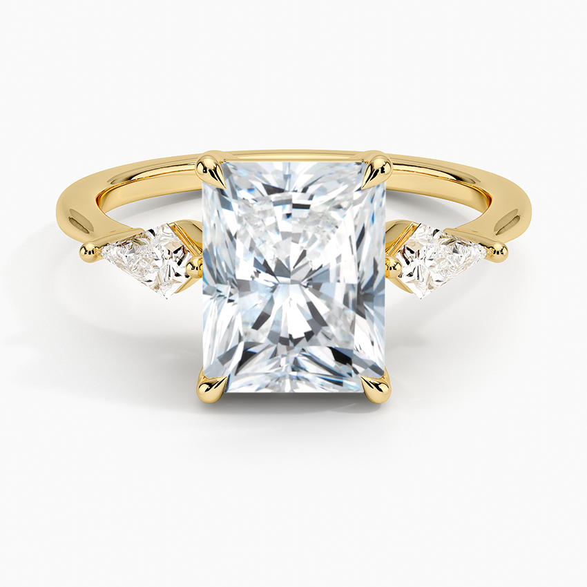 Luxe Cometa Three Stone Diamond Engagement Ring