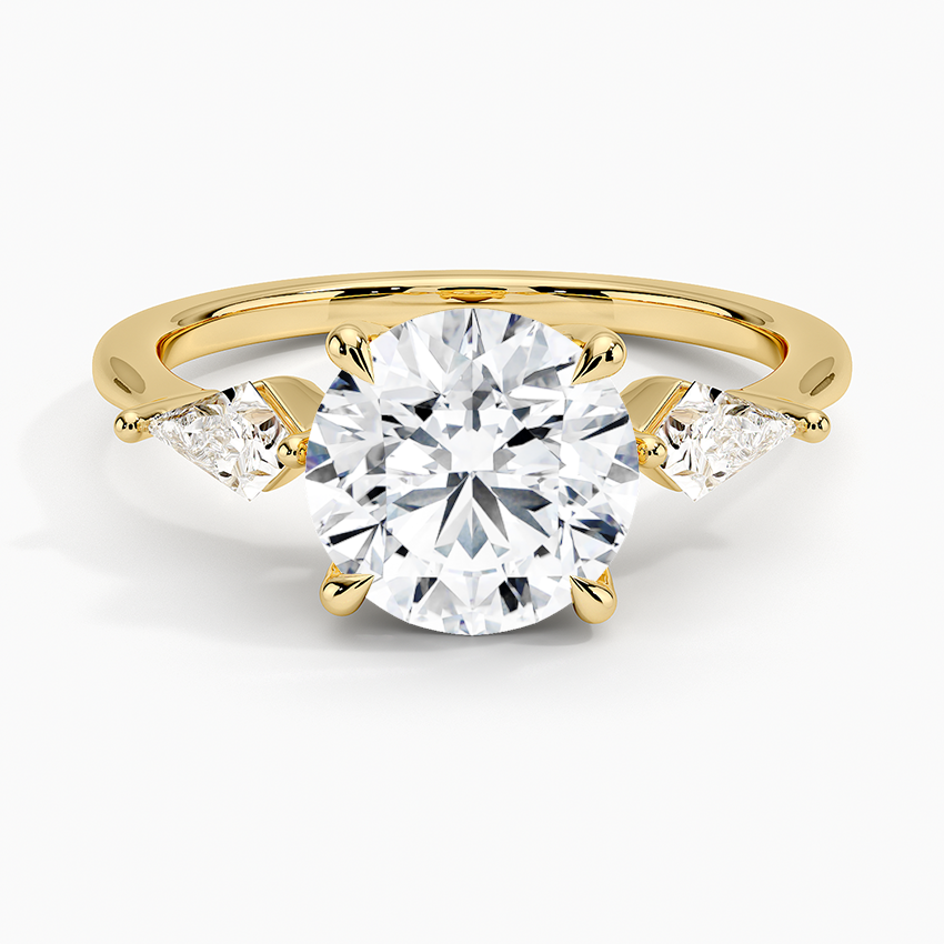 Luxe Cometa Three Stone Diamond Engagement Ring